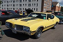 220px-1970_Oldsmobile_442_(29304725930).jpg.1762f7e06890373cb9e82b0b4d8428e8.jpg